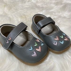 Baby girl See Kai Run heart shoes